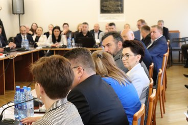 Za nami uroczysta sesja Rady Miejskiej w Wieluniu. Było wiele podziękowań za wspólną pracę na rzecz samorządu